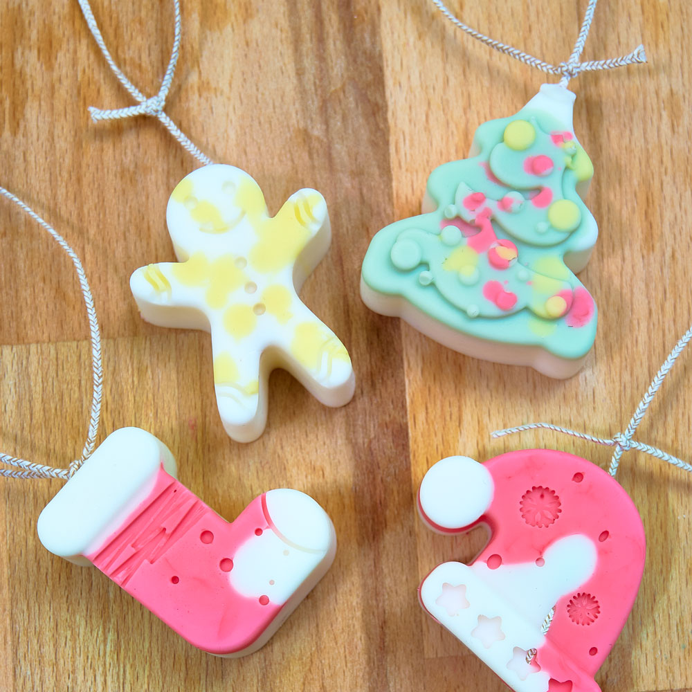 Christmas Decoration Wax Melts & Candles